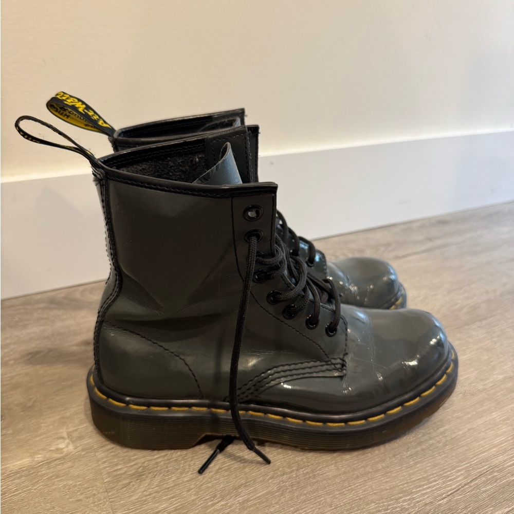 Doc Marten 1460 Gray Patent Leather Lace-Up Boots Size 6
